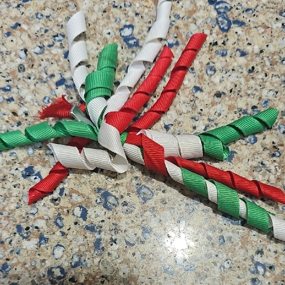 Festive Ribbon Curl Set - Red, Green, White